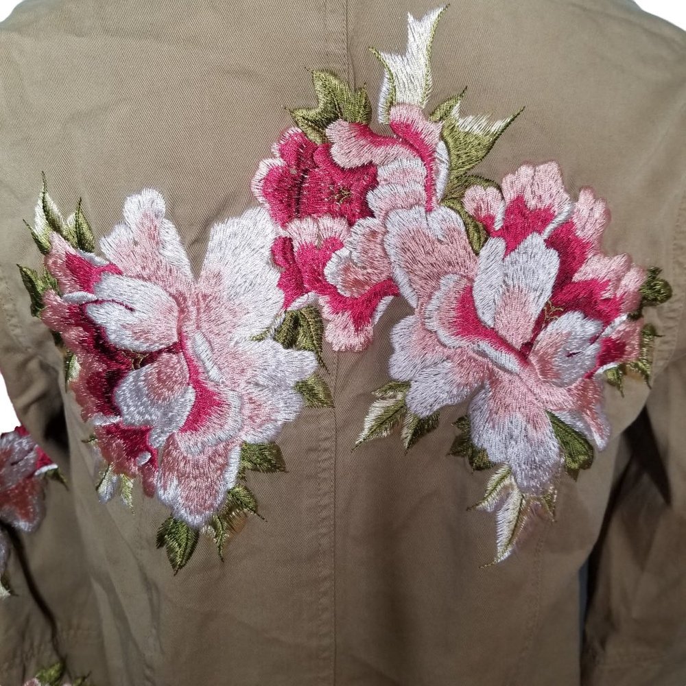 Johnny Was Tan Button Down Embroidered Jacket Size Small - Picture 5 of 9